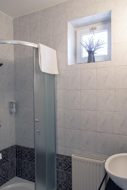 Abraham Vintage Szobak & Apartmanok Pecs Ngoại thất bức ảnh