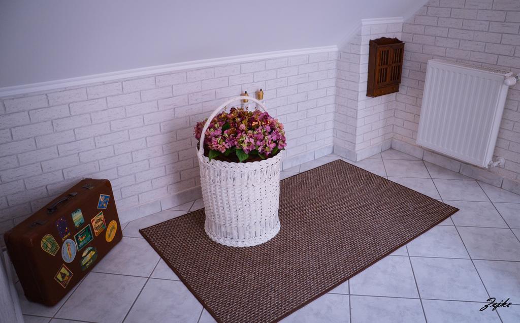 Abraham Vintage Szobak & Apartmanok Pecs Ngoại thất bức ảnh