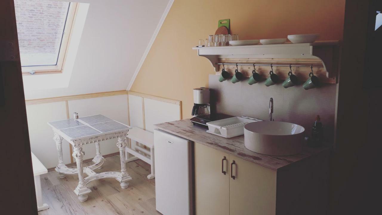 Abraham Vintage Szobak & Apartmanok Pecs Ngoại thất bức ảnh