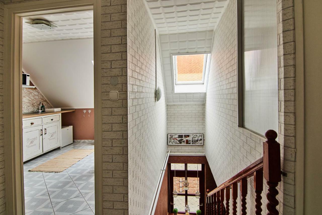 Abraham Vintage Szobak & Apartmanok Pecs Ngoại thất bức ảnh